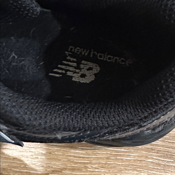 New Balance 740 Kids Black Sneakers - Picture 6 of 6